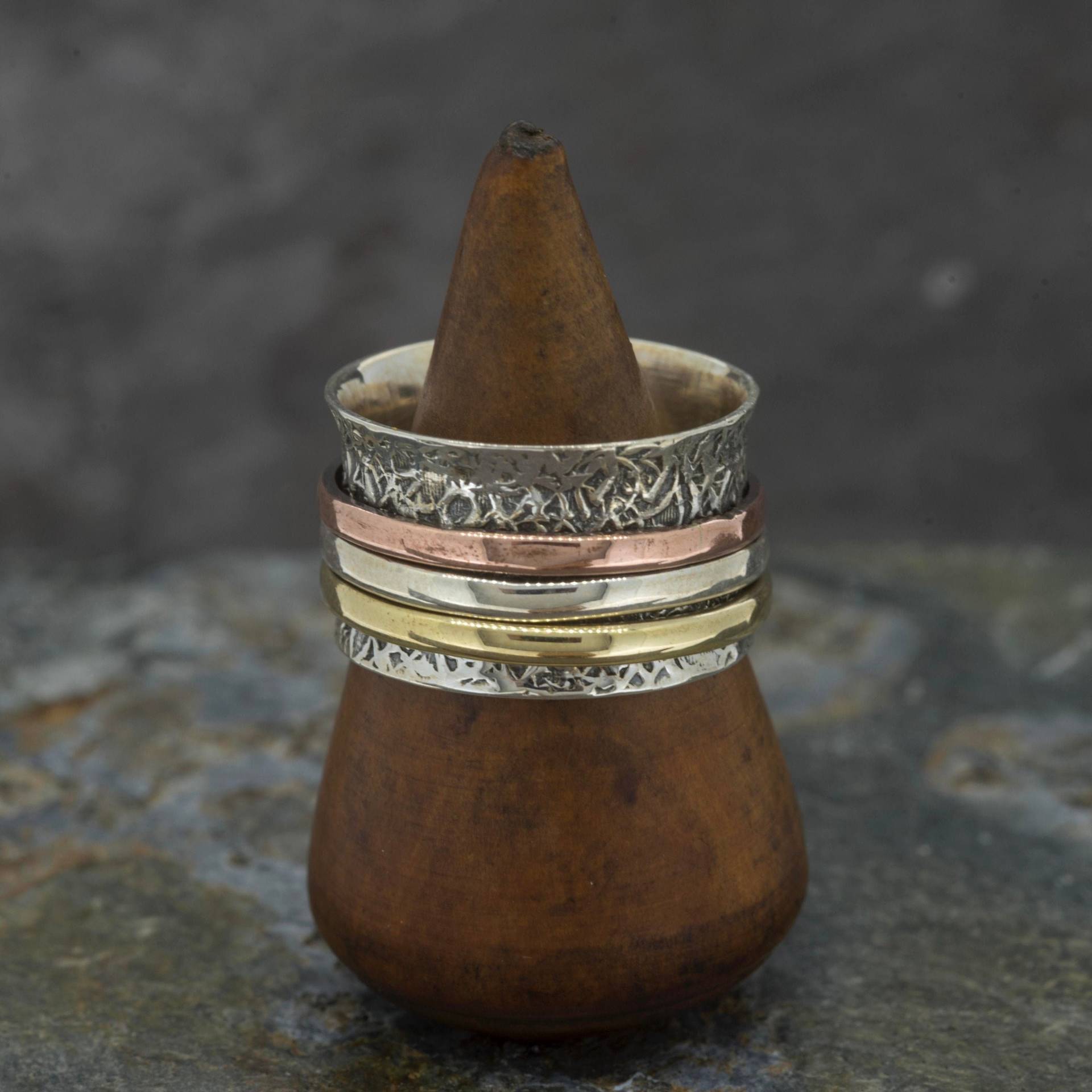 Handgemachter Fidget Ring Sterling Silber Mit Kupfer Und Messing Spinner von RoyalMileSilver