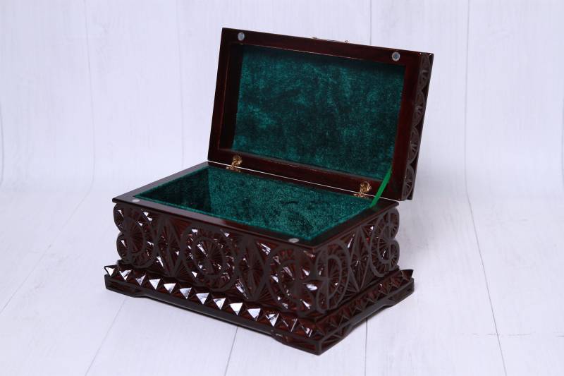 Holz Schmuckschatulle Geschnitzte Handgeschnitzte Holzschachtel Schnitzen Box von RoyalTabula