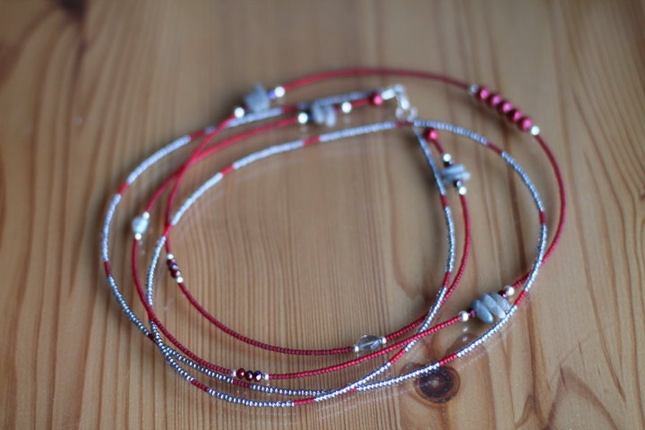 Bühne Frei - Rot Und Silber Doppelt Strang Waistbeads Bühne Frei - Rot Und Silber Doppelt Strang Waistbeads von RoyalWaistbeads