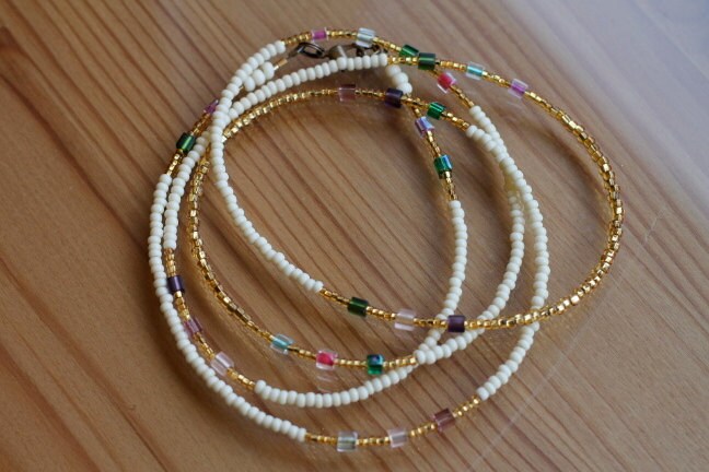 Glitzerworld - Gold & Beige Tailles, Sterling Silber Verschluss von RoyalWaistbeads