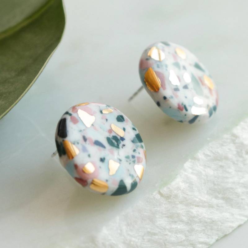 Upcycled Keramik Ohrringe 24 Karat Gold, Hypoallergen von RozenthalJewelry