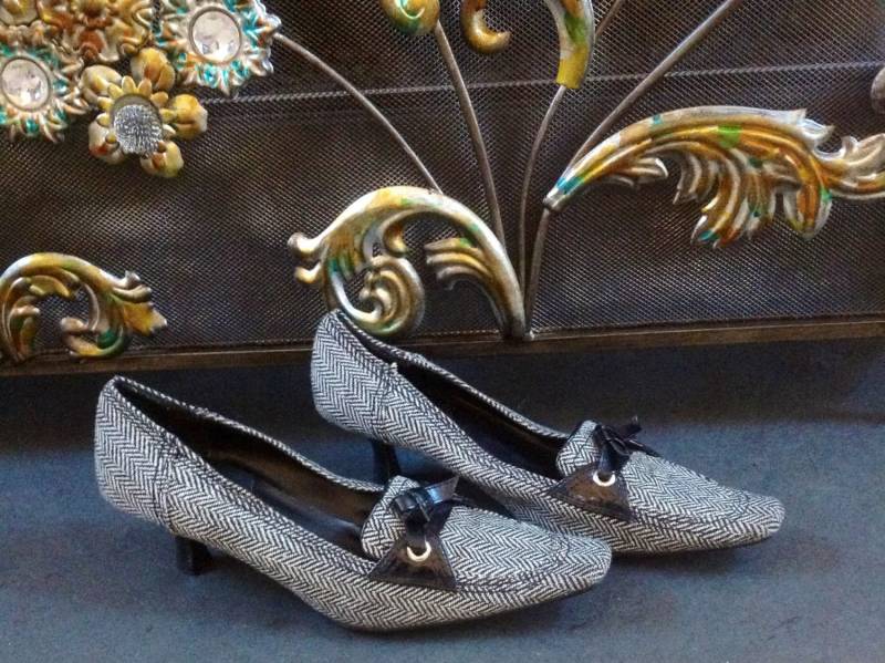 90Er Jahre High Lights Schwarz Und Grau Schuhe 90Er Jahre High Lights Schwarz Und Grau Schuhe von RozzCloset