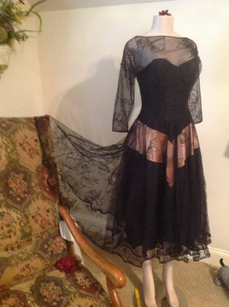 Daltons Baton Rouge Spitzenkleid Daltons Baton Rouge Spitzenkleid von RozzCloset