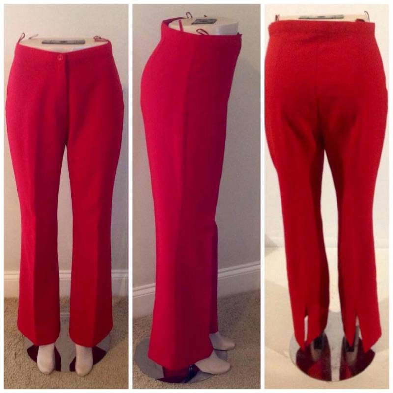 Einfach Rote Basic Freizeithose Einfach Rote Basic Freizeithose von RozzCloset