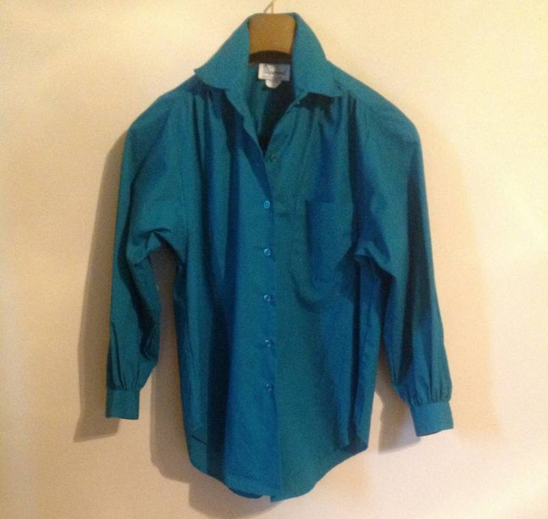 Lady Diplomat Grün Shirt Bluse Oversize Med Petite Lady Diplomat Grün Shirt Bluse Oversize Med Petite von RozzCloset