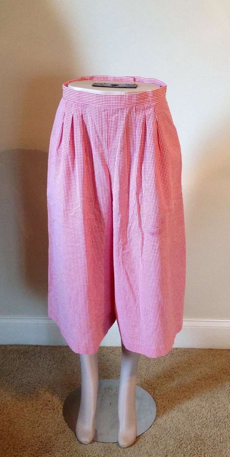 Plissee Vorne Rot & Weiß Klein - Kariert Gaucho Plissee Vorne Rot & Weiß Klein - Kariert Gaucho von RozzCloset