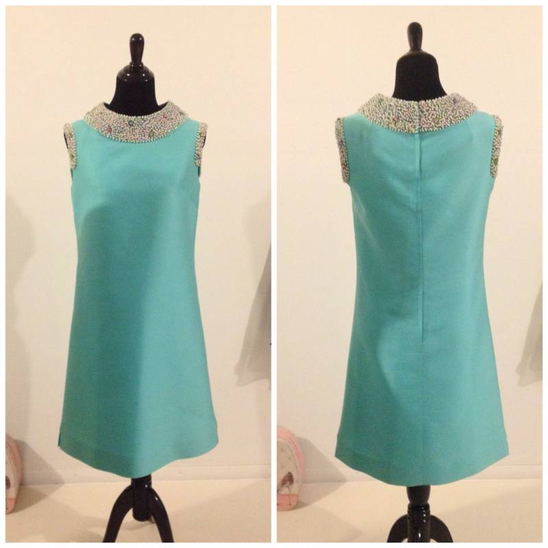 Schönes Kleid Farbe Zahm Teal Ärmellos Mit Perlen Hals Schultern Manschette Schönes Kleid Farbe Zahm Teal Ärmellos Mit Perlen Hals Schultern Manschette von RozzCloset