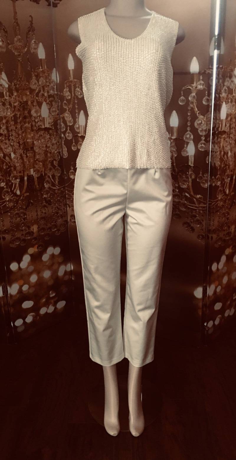 Trio Newyork Vintage 2Pp Cream Silk/Satin Set Sequin Top von RozzCloset