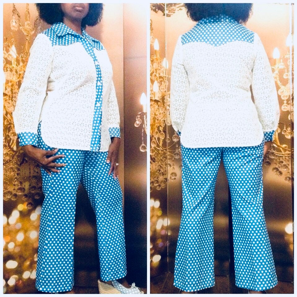 True Vintage Blau Mit Weißen Polkadots Pant Set/ Anzug True Vintage Blau Mit Weißen Polkadots Pant Set/ Anzug von RozzCloset