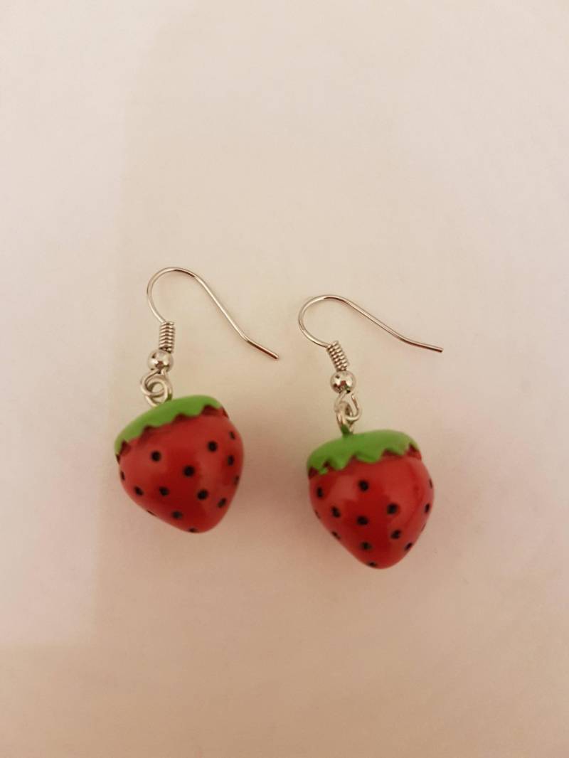 Erdbeer Ohrringe Erdbeer Ohrringe von Rrosabelle