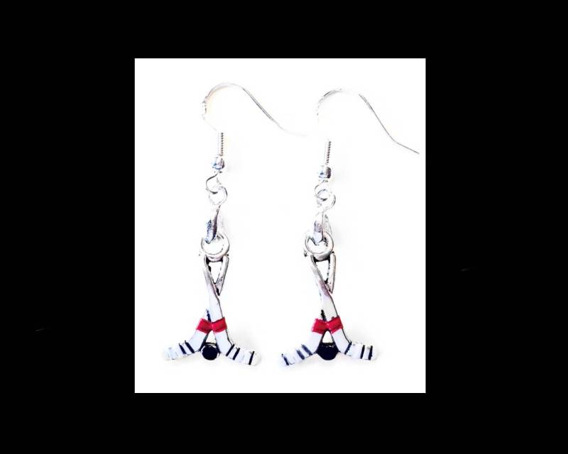 Hockeyschläger Ohrringe von RubyAppleJewelry