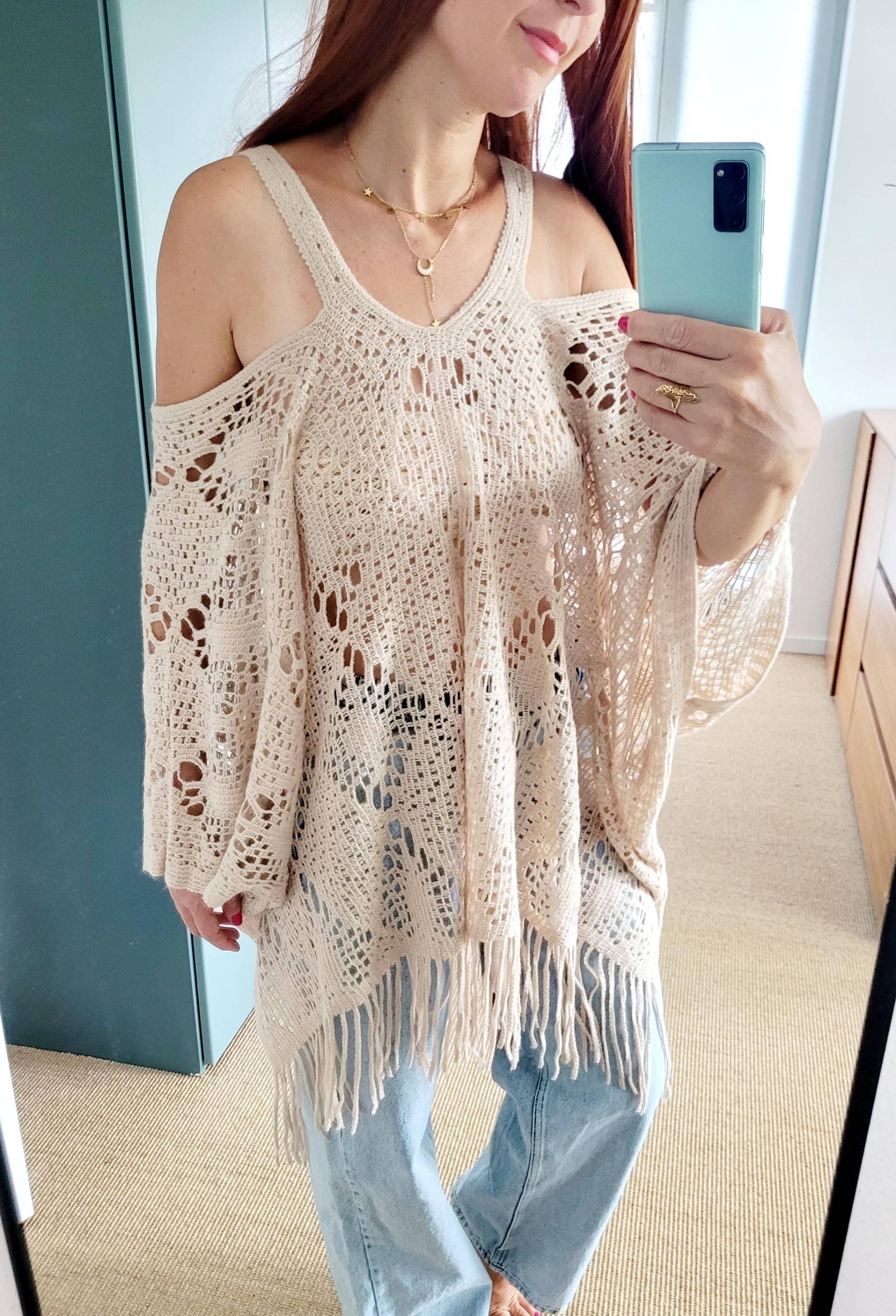 Boho Strickoberteil Damen - Oversized Häkelpullover Mit Fransen Off Shoulder One Size Sommerlook Festival Hippie Style Boho Strickoberteil Damen - Oversized Häkelpullover Mit Fransen Off Shoulder One Size Sommerlook Festival Hippie Style von RubyLines