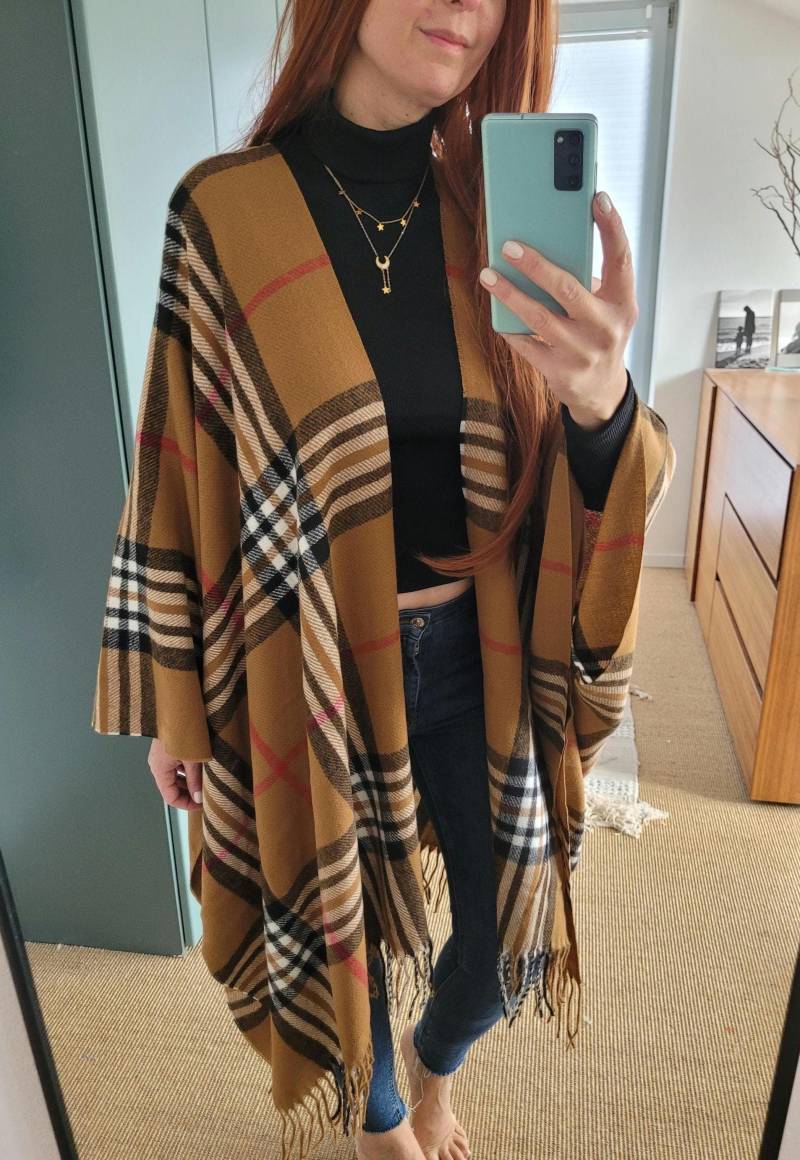 Camel Plaid Poncho Kimono - Cozy Blanket Wrap Shawl Soft Tartan Ruana One Size Fall & Winter Cape Gift For Her von RubyLines