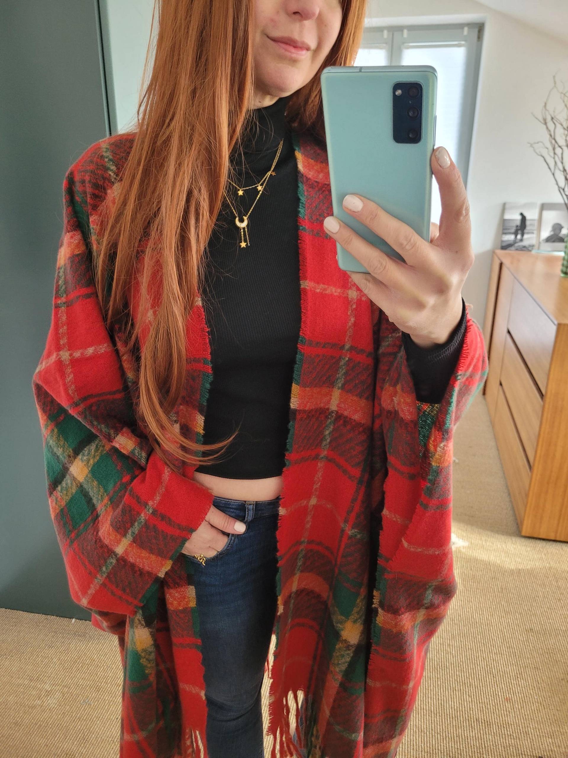 Christmas Plaid Poncho Kimono - Cozy Blanket Wrap Shawl Soft Tartan Ruana One Size Holiday Gift For Her Winter Cape von RubyLines