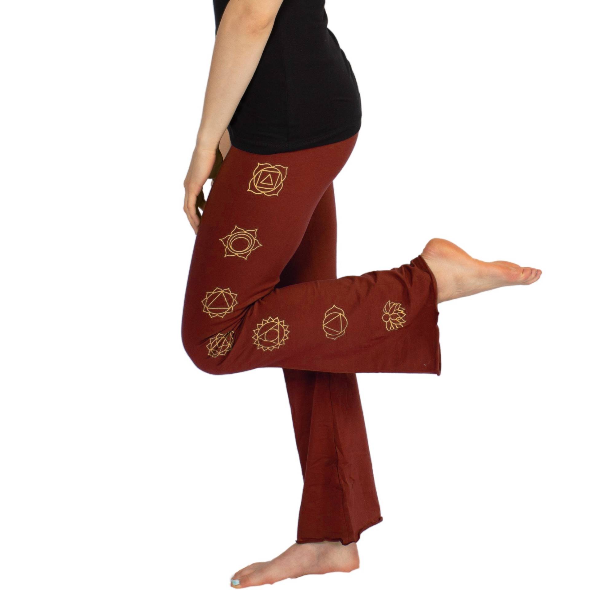 Herbst Feuer Bootcut Yoga Hose, Baumwolle Hippie Chakra Kleidung, Festival Activewear Hose von RubySera