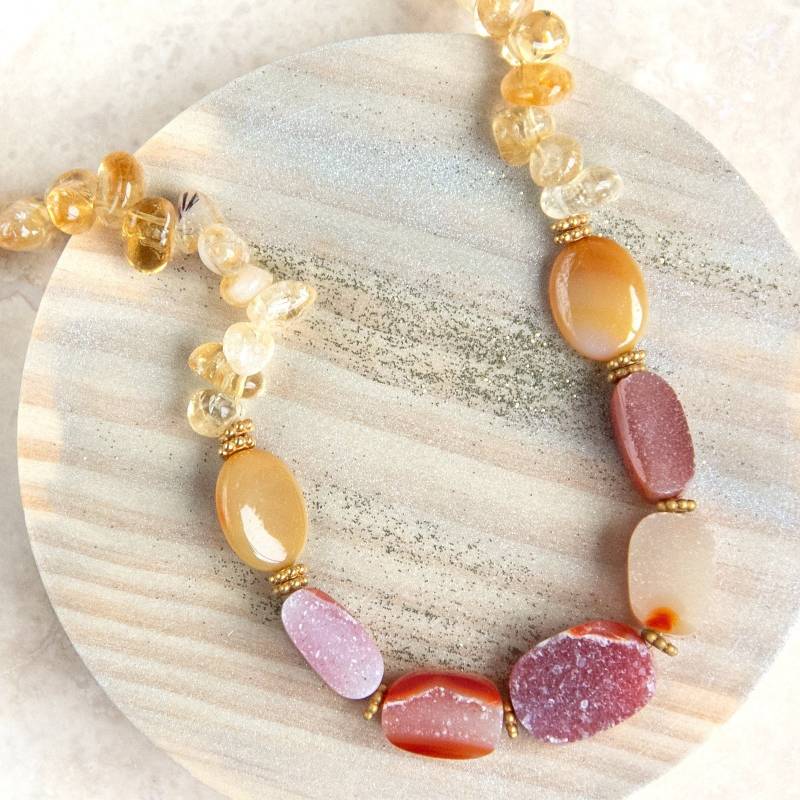 Karneol Druzy Halskette Mit Citrin, Gold Edelstein Halskette, Sunset Colors von RubySkyDesign