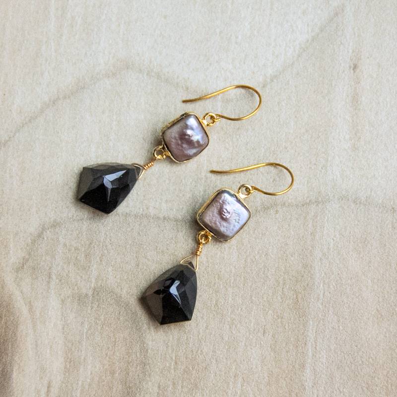 Perle & Rauchquarz Ohrringe, Lavendel Süßwasser Tropfen Ohrringe Perle & Rauchquarz Ohrringe, Lavendel Süßwasser Tropfen Ohrringe von RubySkyDesign