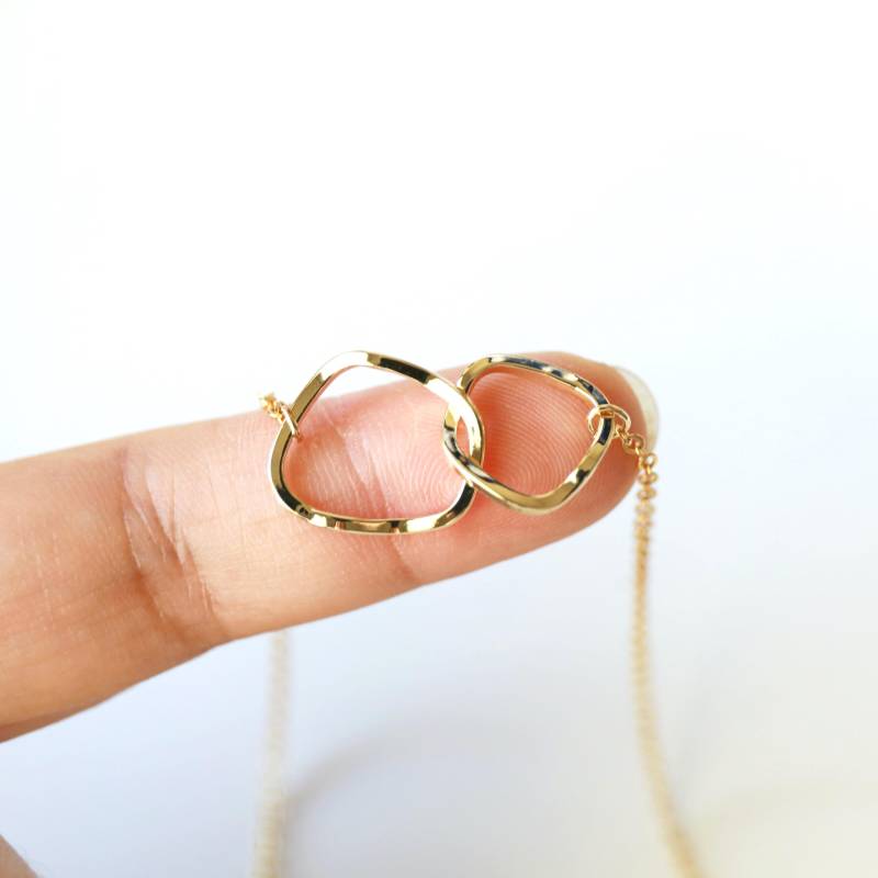 Gold Verbundene Ring Halskette Schwester Infinity Schmuck Geschenk von Rudiana