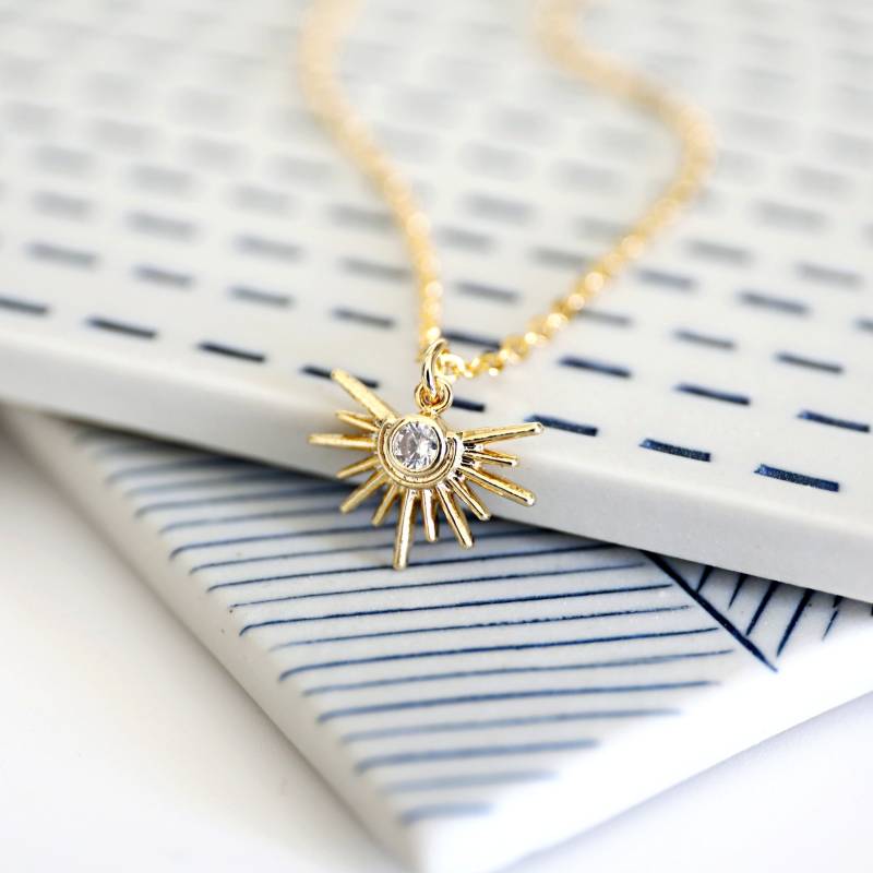 Zierliche Cz Stein Sonne Halskette Vergoldeter April Geburtsstein von Rudiana