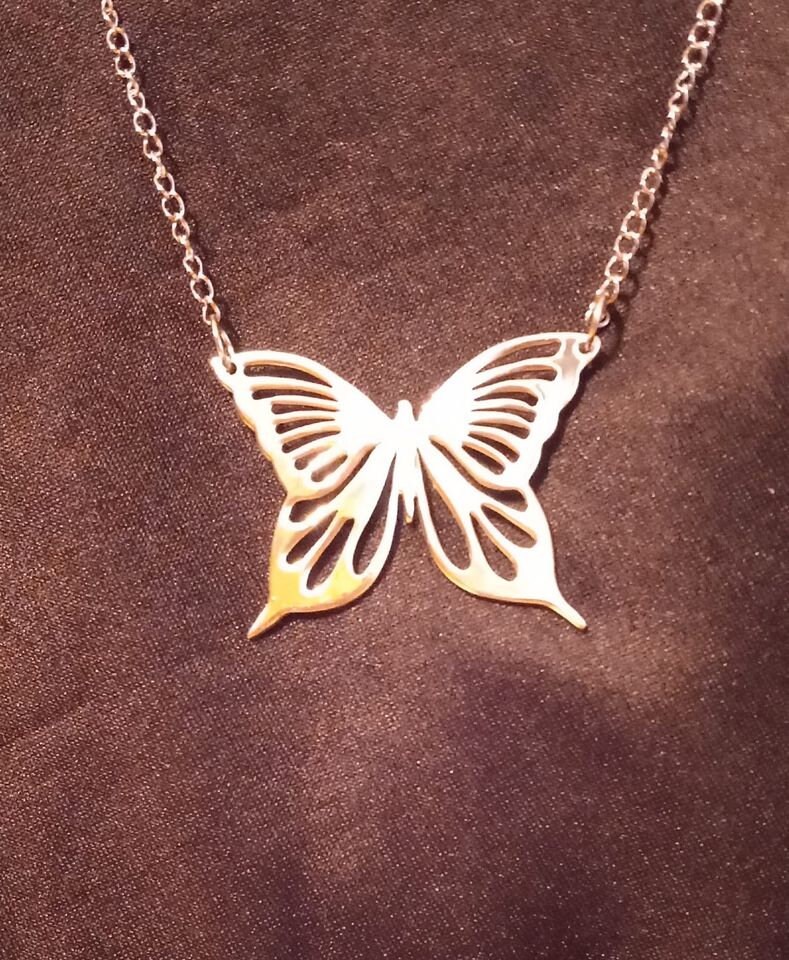 Lepidoptera Recycelter Aluminium Anhänger Halskette von RudyTuesdayDesigns