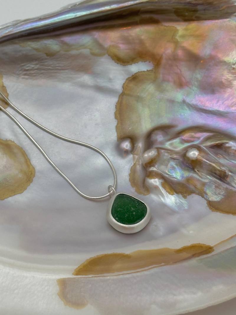 Seeglas Kette Grün Seeglas Kette Grün von RuegenDesign