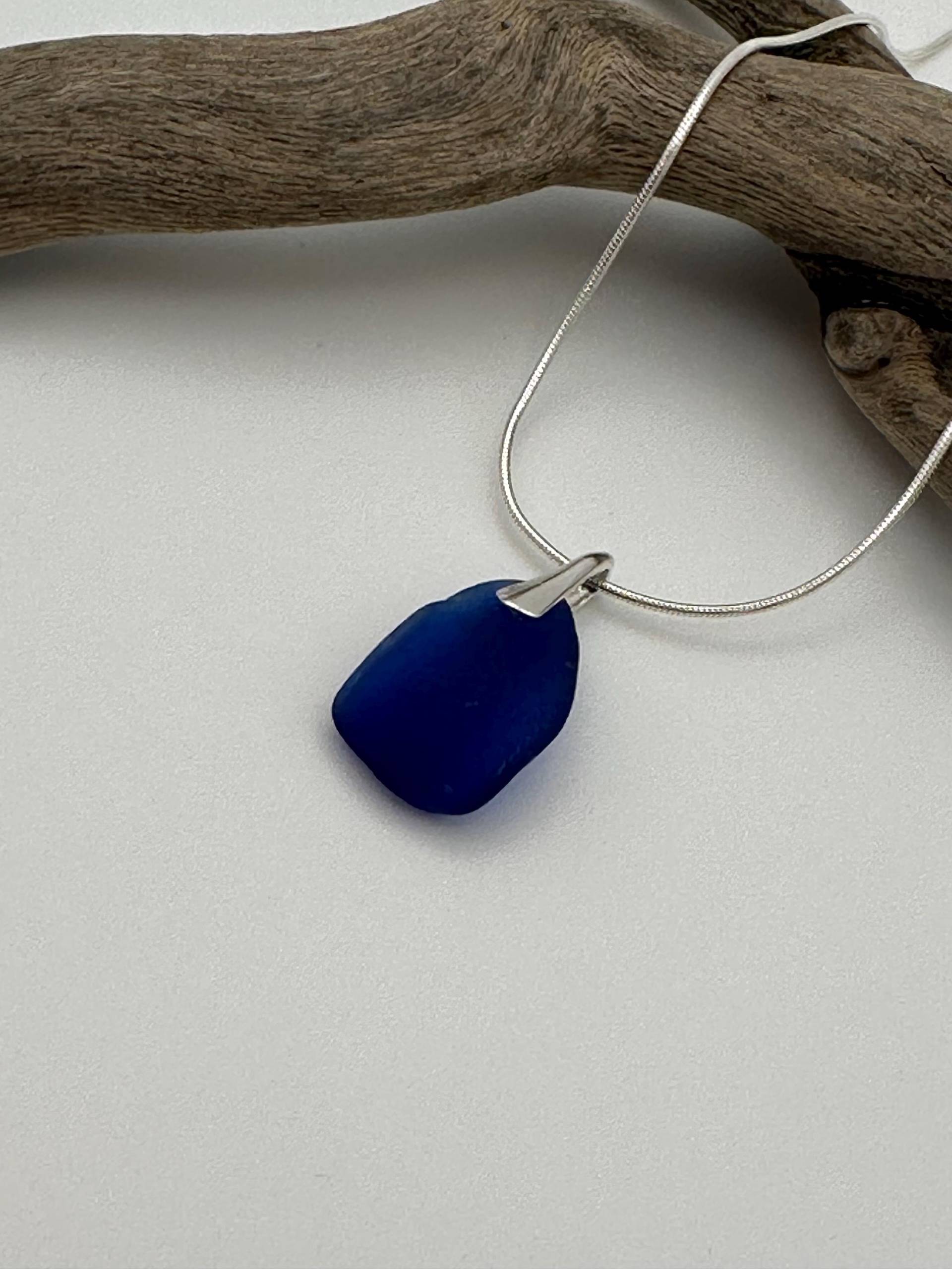 Seeglas Kette Kobalt Blau 3 von RuegenDesign