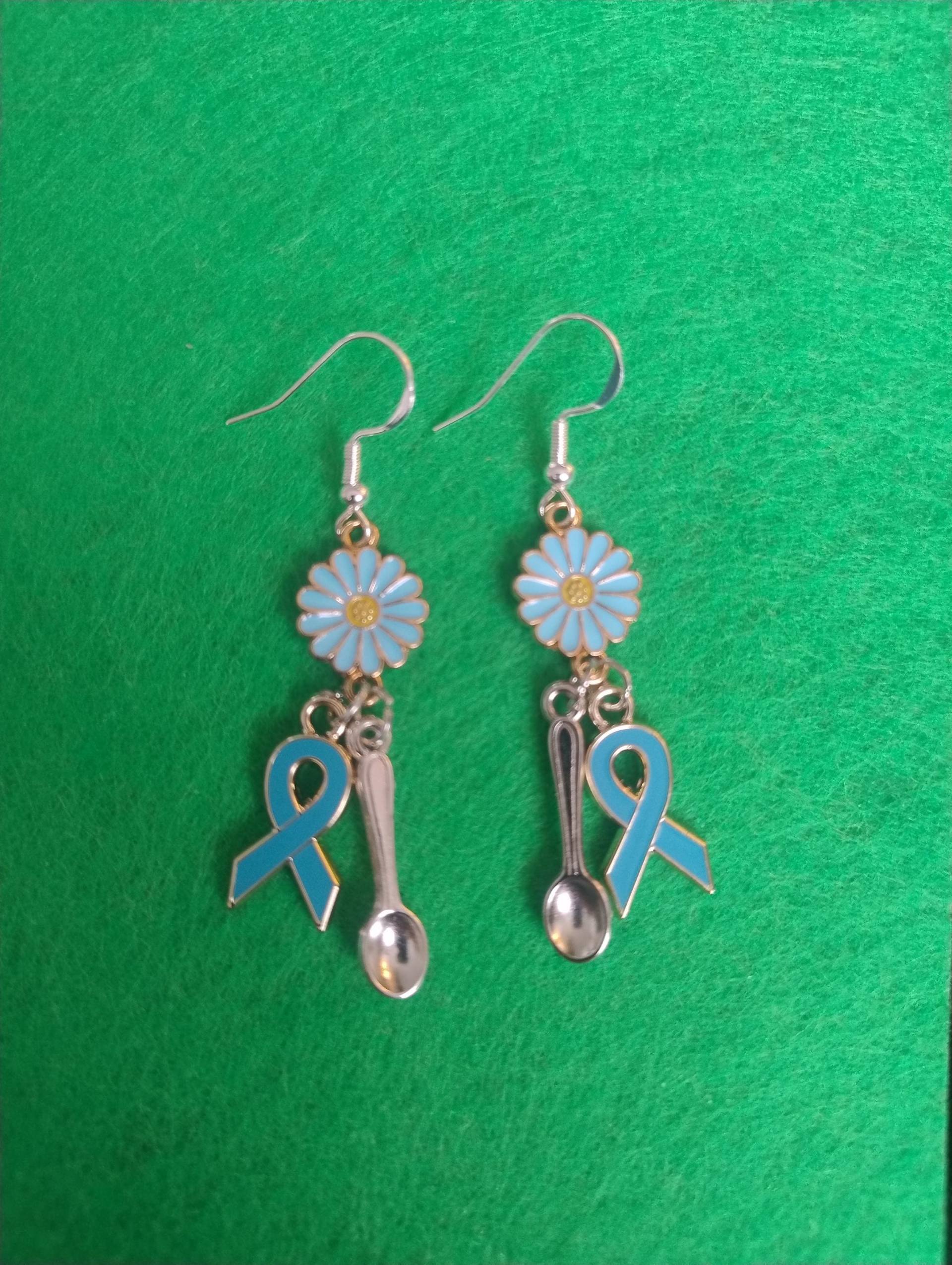 Spoonie Ohrringe - Hängeohrringe Mit Löffel Charm, Blume Und Schleife Chronic Illness Awareness Jewellery Mecfs von RuheAtemKlang