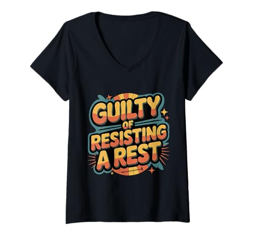 Damen Guilty Of Resisting A Rest Toddler Parenting Mom Dad |---- T-Shirt mit V-Ausschnitt von Ruheloser Elternteil und Kleinkind Humor