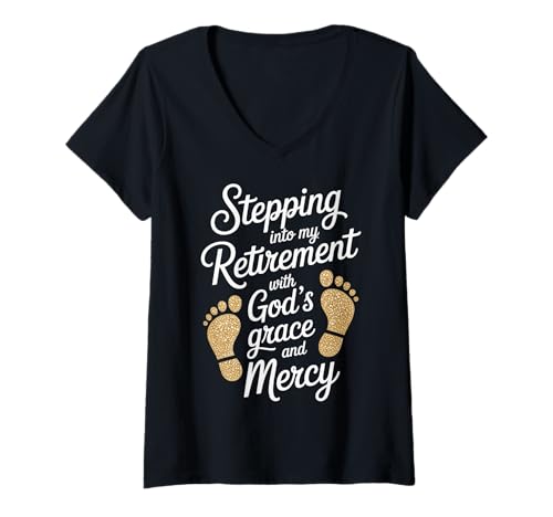 Damen Stepping Into My Retirement with God's Grace and Mercy T-Shirt mit V-Ausschnitt Damen Stepping Into My Retirement with God's Grace and Mercy T-Shirt mit V-Ausschnitt von Ruhestand Christlich Im Ruhestand Religiös Senior