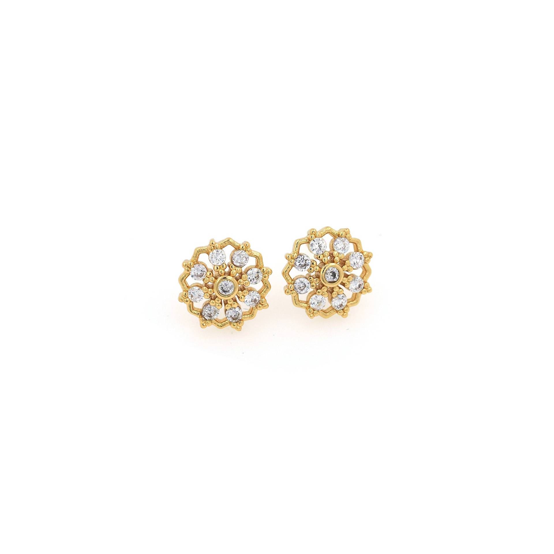 18K Gold Gefüllt Blumen Ohrstecker, Zierliche Ohrringe, Blumen Anhänger, Mode Ohrringe, Micropavé Cz Schneeflocke Ohrringe, Geschenk Für Sie von RuishaJewelry