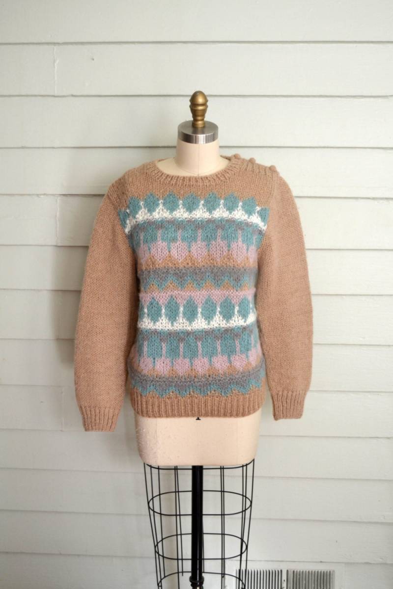 1960Er Jahre Handstrickpullover in Beige Rosa Weiß Grau-Lila Blau/Small Medium Large Vintage Damen Pullover Gestrickt Flauschiger Mit von RummyVintage