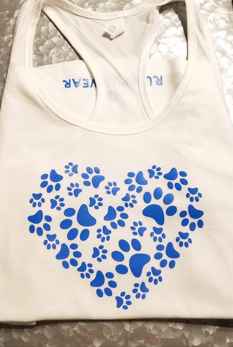 Blue Dog Pw Heart Women Es Racerback Tank Top Blue Dog Pw Heart Women Es Racerback Tank Top von RumpuswearByBenny