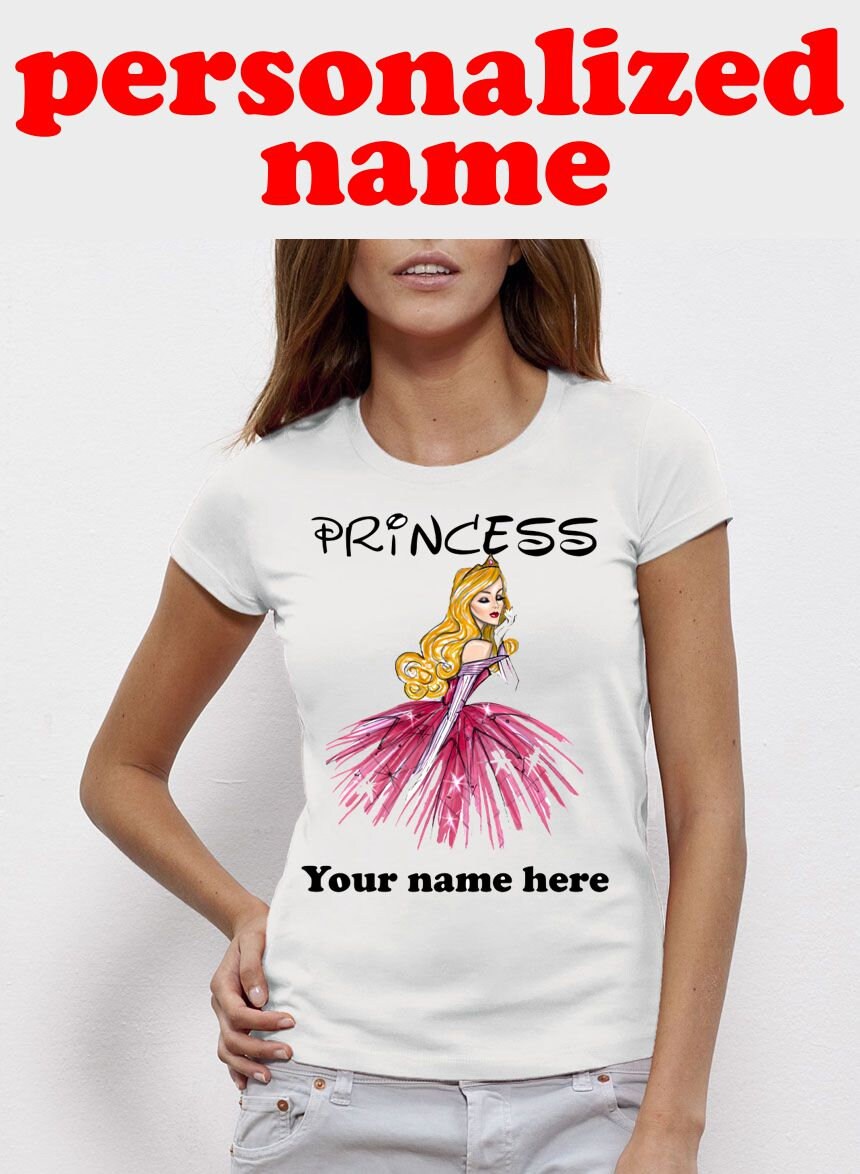 Dornröschen Prinzessin Personalized Name Frauen T-Shirt Persönlicher Name Weiß Kleidung Shirt Dame Kleines Mädchen Kleinkind von RumyBG