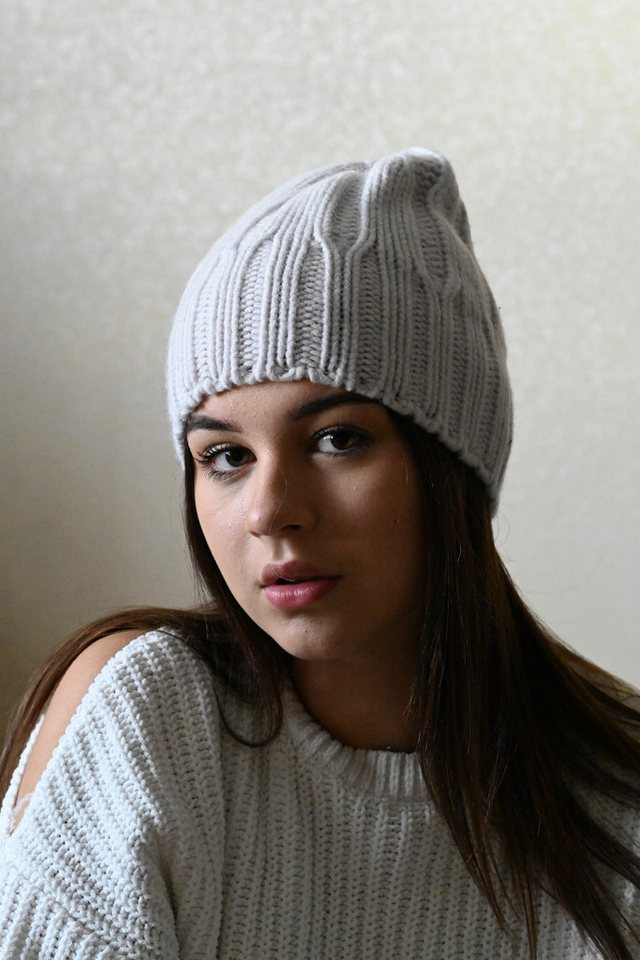 Runde Perlé Beanie weiche dünne Mütze aus 100% Merinowolle ecru Wintermütze Damen Mütze Beanie Haube Damenmütze Winter von Runde Perlé