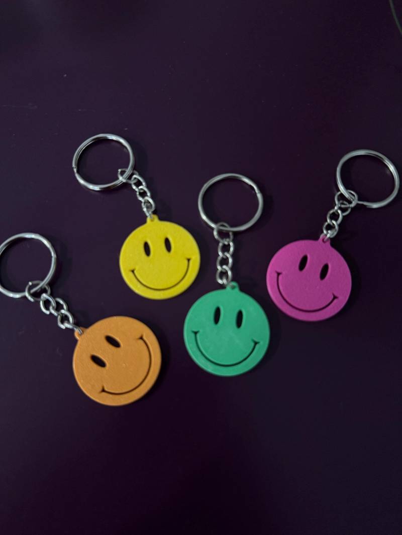 Schlüsselanhänger Smiley Schlüssel Anhänger Ring Geschenk Freunde Kollegin Geburtstagsgeschenk Schultüte Kleines Dankeschön Happy Face Schlüsselanhänger Smiley Schlüssel Anhänger Ring Geschenk Freunde Kollegin Geburtstagsgeschenk Schultüte Kleines Dankeschön Happy Face von RundumCreativ