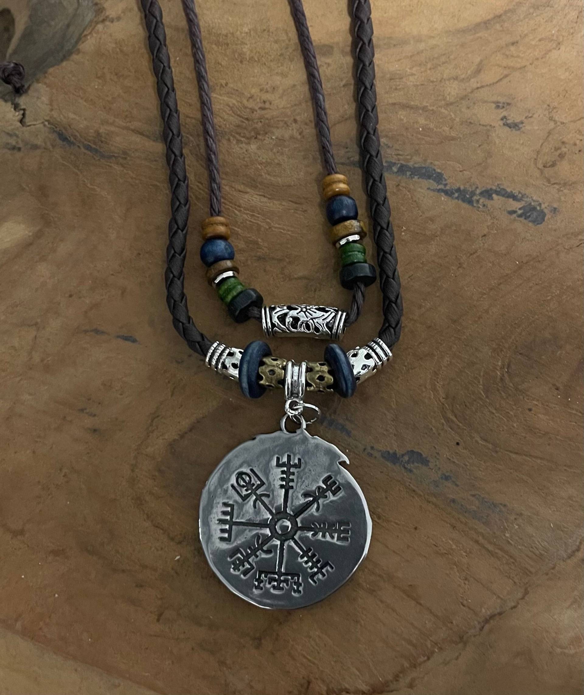 Sonnenrad Wikingerkette -Schmuck Des Nordens - Perle Bernstein Schwarze Sonne Runen Wikinger Thorshammer Schürzenkette von Runensonne