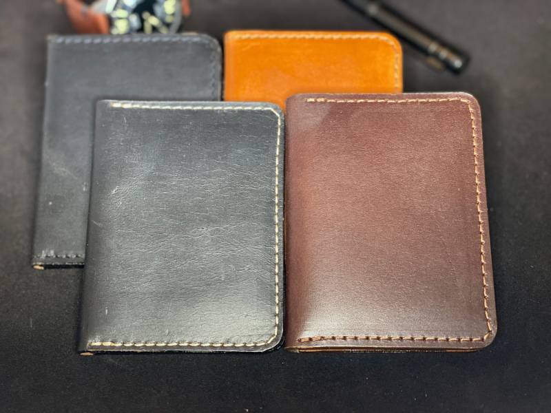 Handgefertigtes Leder Vertikal Portemonnaie von RustedRidge