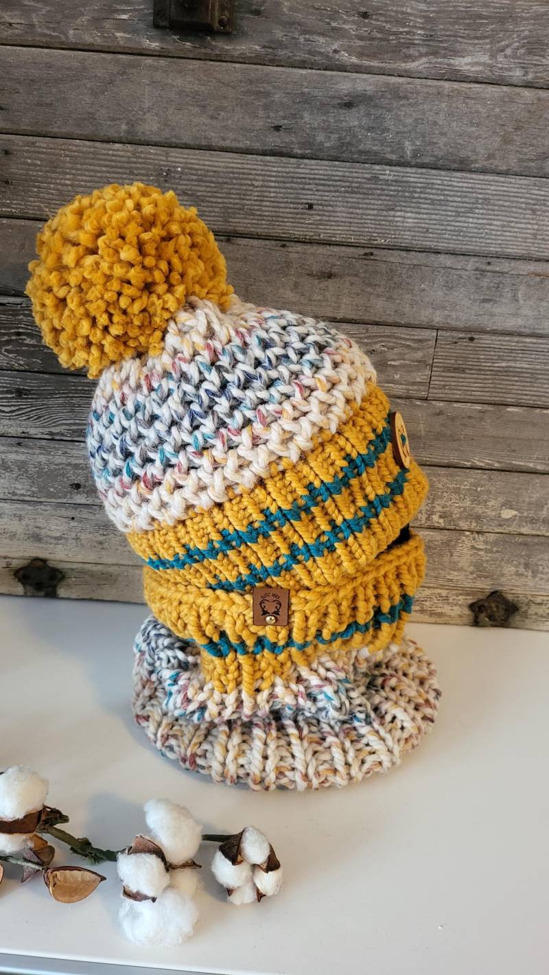 Antikgelbe | Senfgelbe Mütze - Handgestrickt Für Erwachsene Dicke Wintermütze Hergestellt in Quebec von RusticAnick