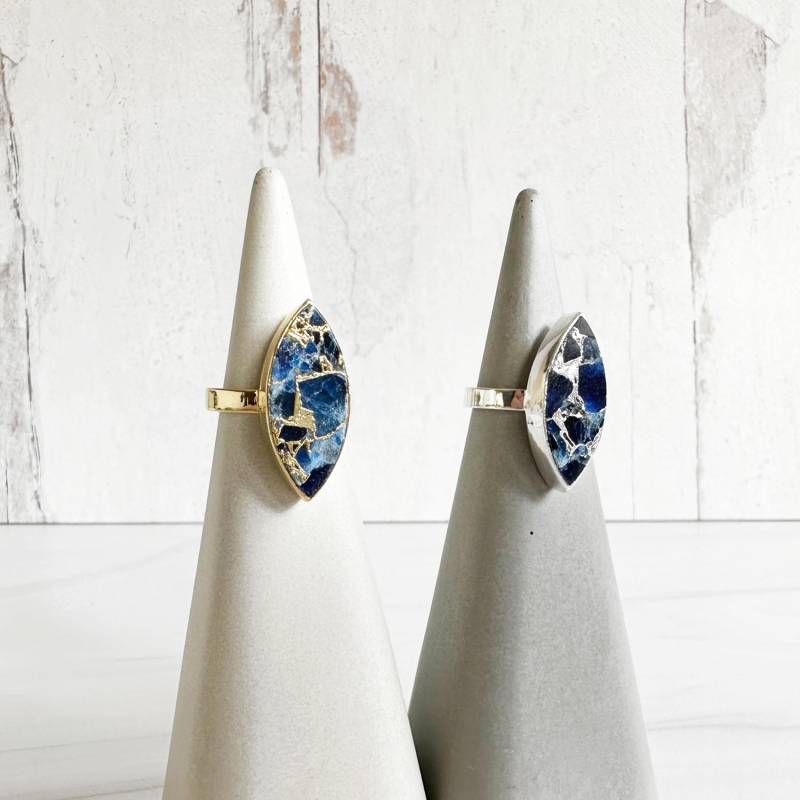 Saphir Mojave Marquise Statement Ring in Gold Und Silber. Blauer Stein Cocktail-Ring. Kristall-Statement-Ring. Festtagsring von RusticGem