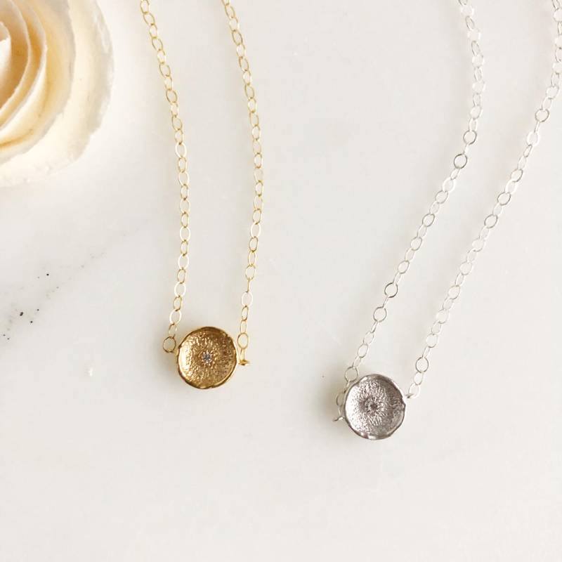 Zirkonia Akzent Disk Halskette. Layering Halsketten. Silber Und Gold Schmuck von RusticGem