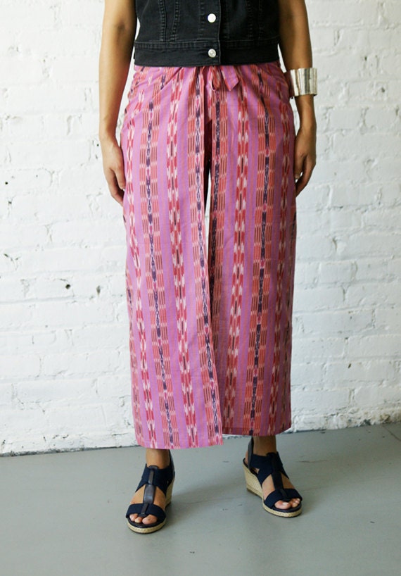 Boho Breite Bein Palazzo Hose - Baumwolle Handgewebt Fuchsie Streifen Ikat Wrap Boho Breite Bein Palazzo Hose - Baumwolle Handgewebt Fuchsie Streifen Ikat Wrap von RusticLoom