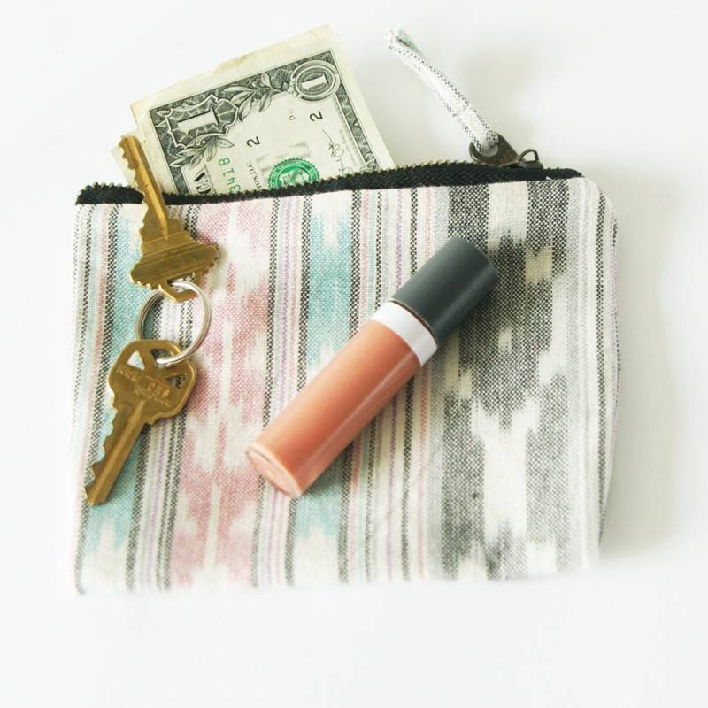 Ikat Zipper Beutel - Kleine Reißverschluss-Beutel Geldbörse Grau Rosa Streifen Brieftasche von RusticLoom