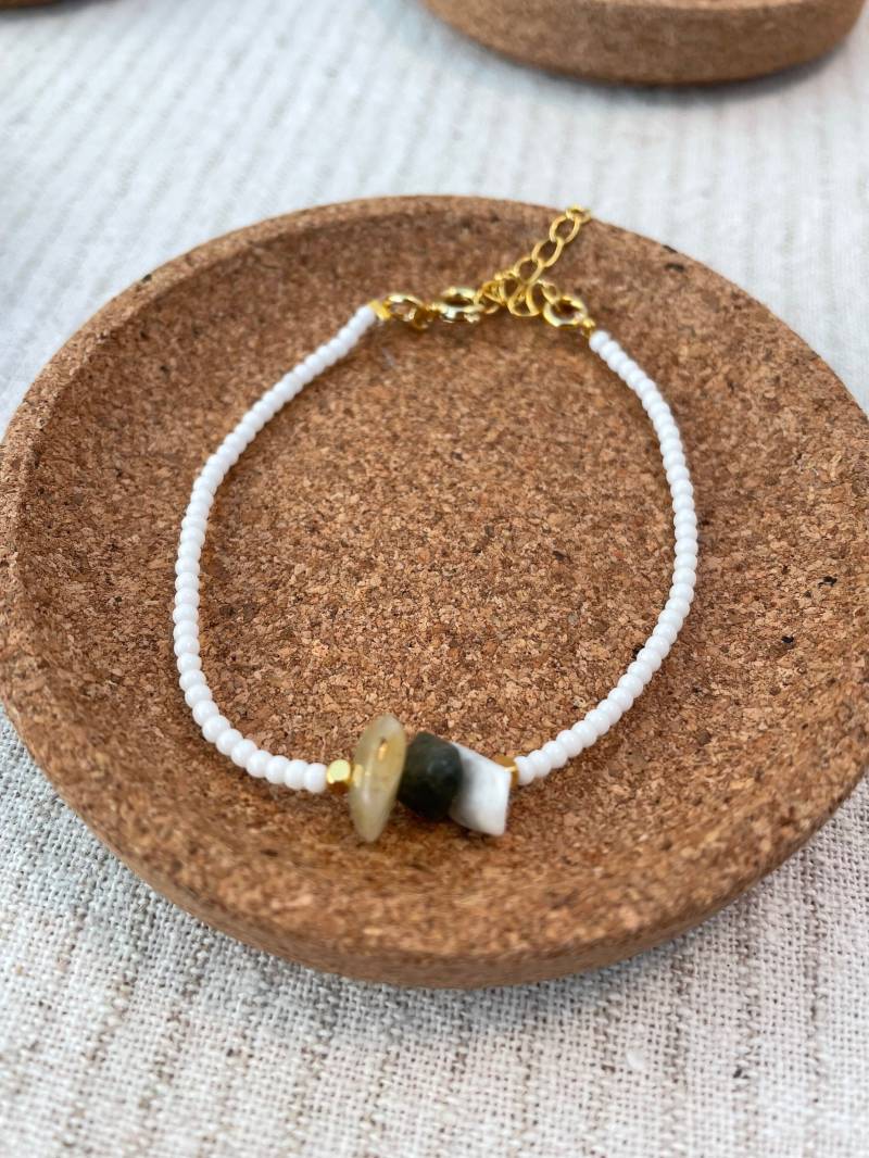 Perlenarmband Mit Naturedelsteinen | Aventurin, Howlith Und Citrin Glasperlen 24K Vergoldet von RuthConcept