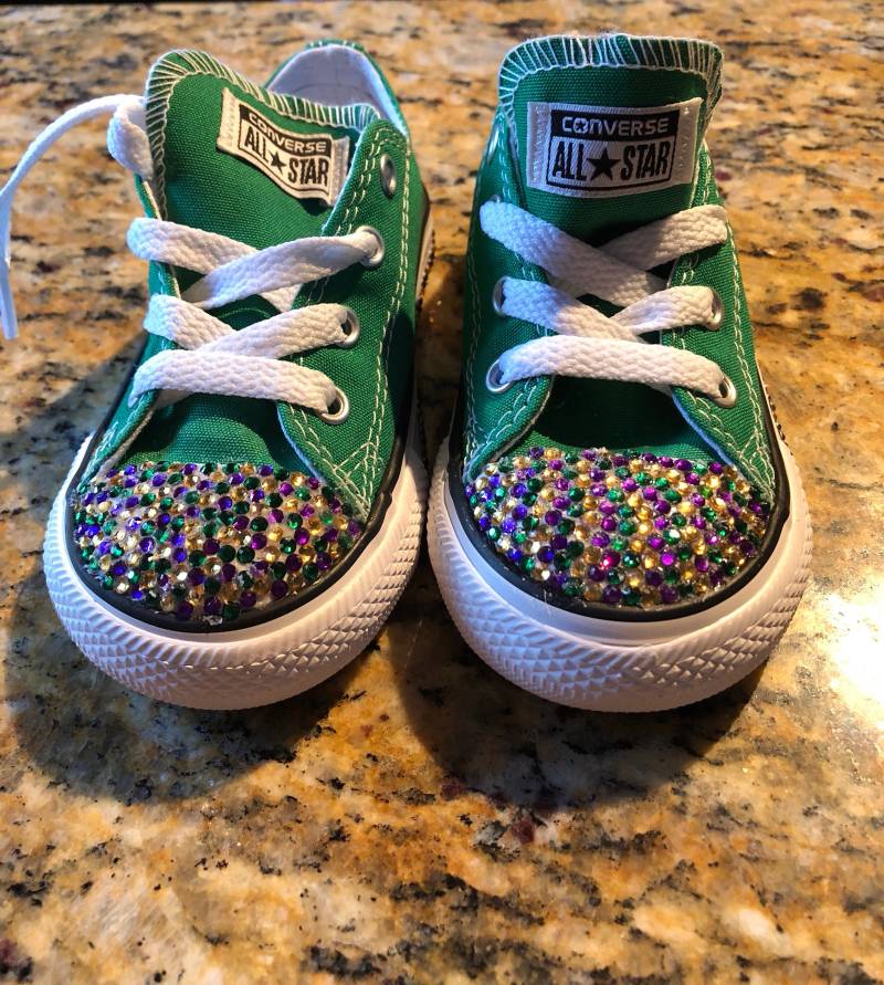 Personalisierter Chuck Taylor All Stars - Verdazzled Toe, Heel & Stripe Kinder- & Erwachsenengrößen von RuthandAnn