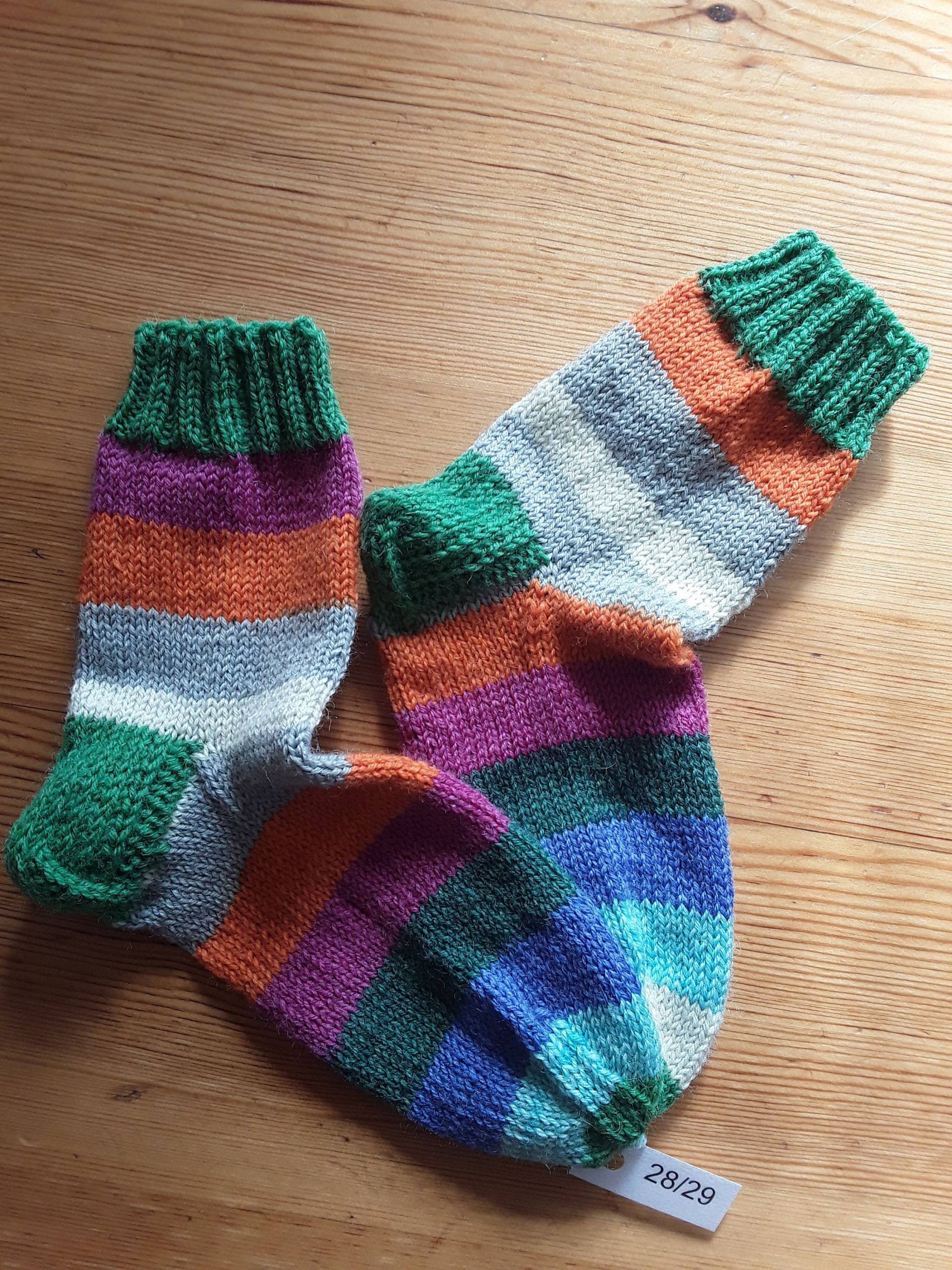 Gr. 28/29, Wollsocken, Handgestrickte Strümpfe, Verschiedene Farben, Muster & Größen, Omasocken, Unikat Gr. 28/29, Wollsocken, Handgestrickte Strümpfe, Verschiedene Farben, Muster & Größen, Omasocken, Unikat von RuthsNadelspiel
