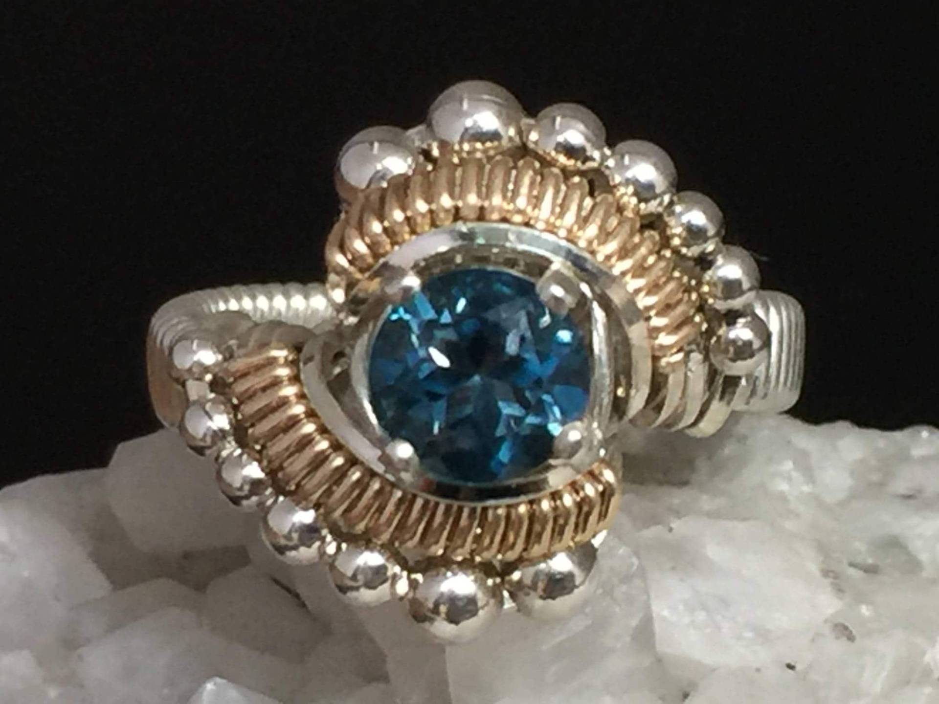 London Blue Topaz Ring Argentium Silber 14 Karat Gelb Gold Filled Draht Gewickelt Schmuck von RyanEure