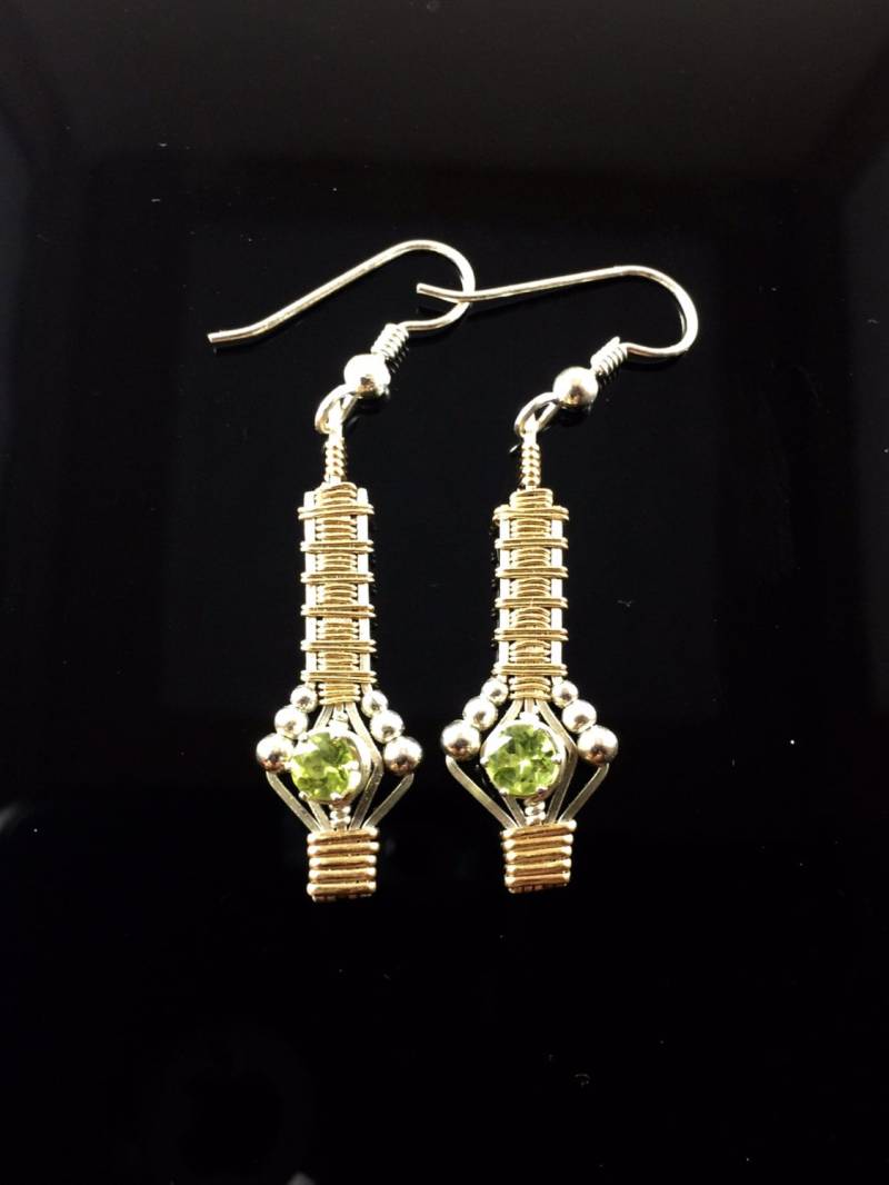 Prana Edelstein Wire Wrap Drop/Baumeln Gold Und Silber Deutsche Peridot Ohrringe Handarbeit Draht Gewickelt Schmuck von RyanEure