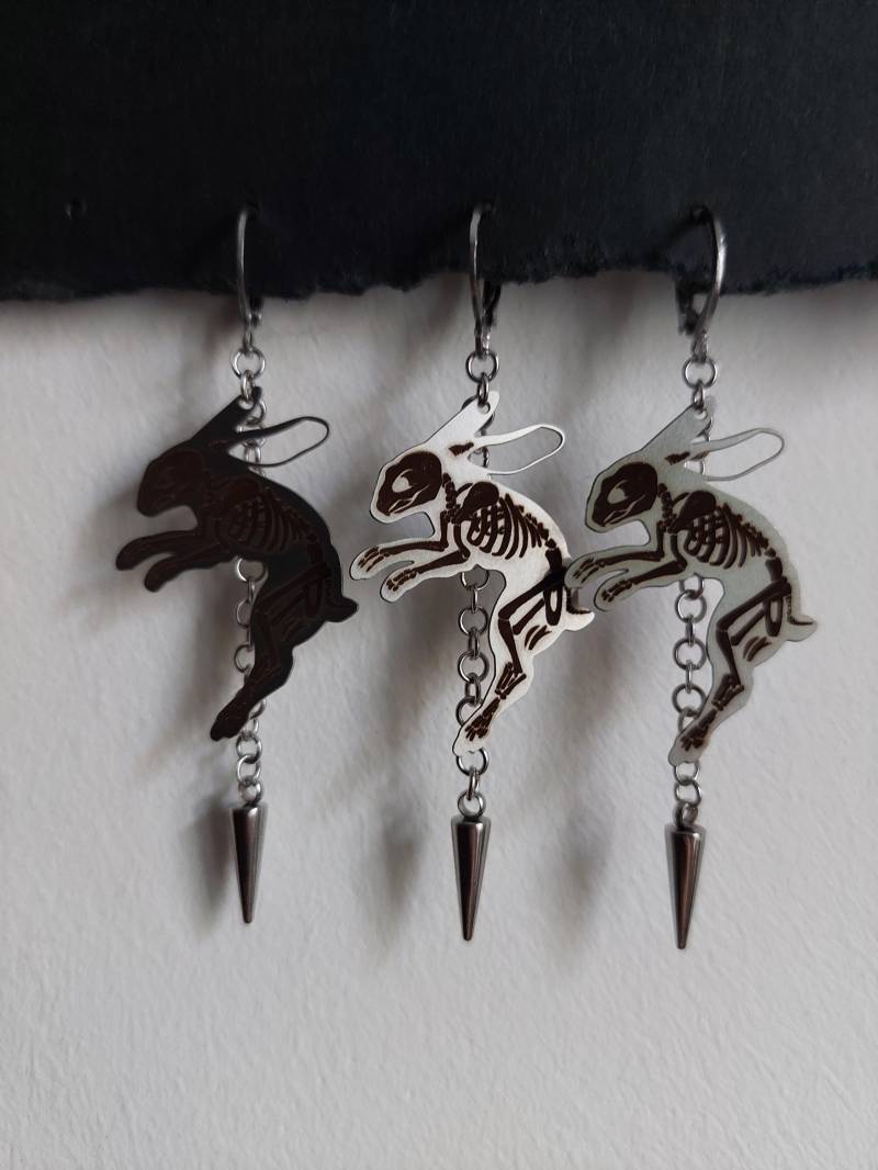 Diy Goth/Punk Ohrringe Hasenskellet Animal Skull Mit Edelstahlspike Einzelner Ohrring - Wasserfest [Sabotasche] von SABOTASCHE