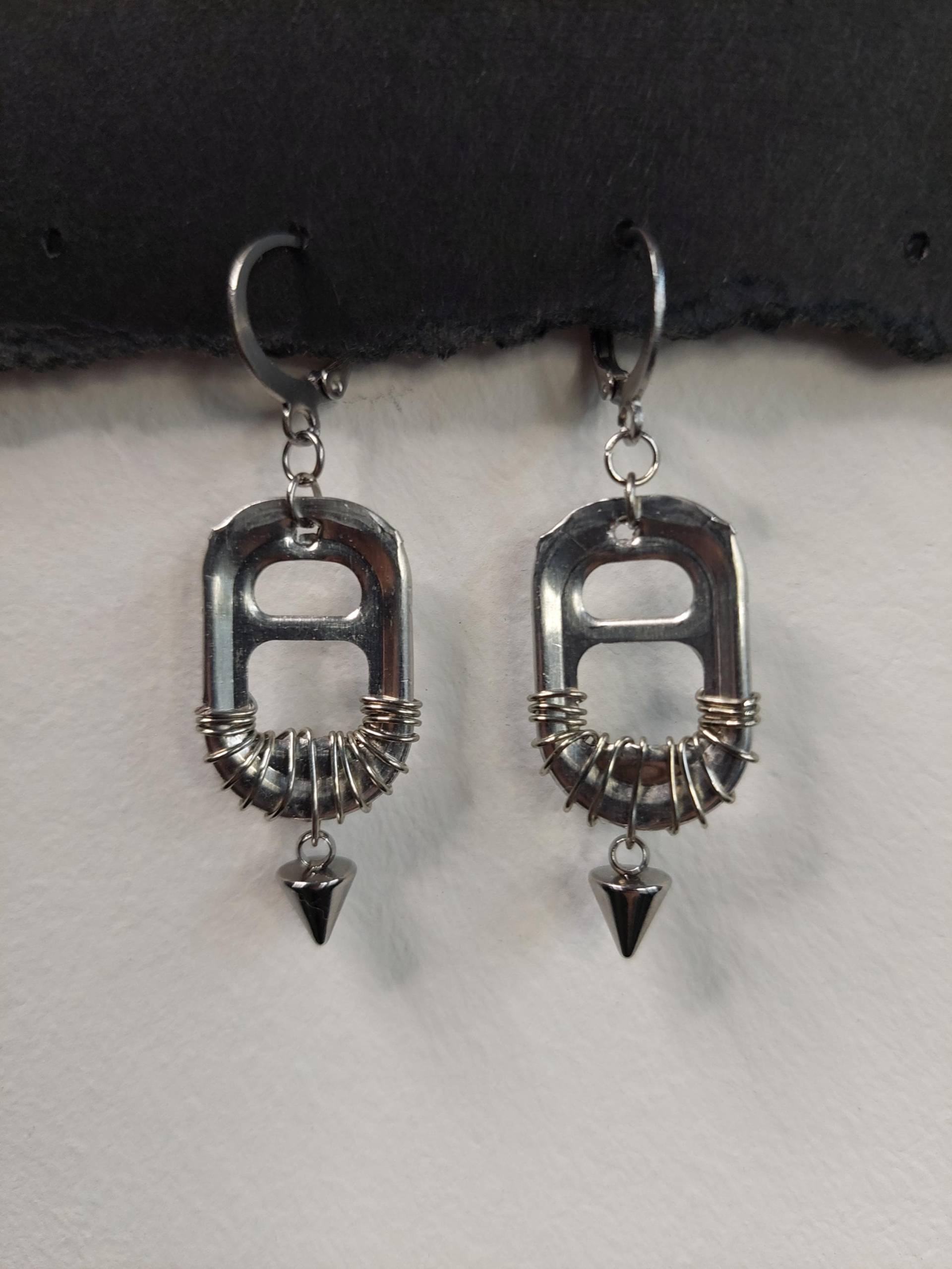 Silber Upcycling Ohrringe Punk - Soda Tap/Dosenverschluss Mit Draht Und Spike, Industrial Stil [Sabotasche] von SABOTASCHE