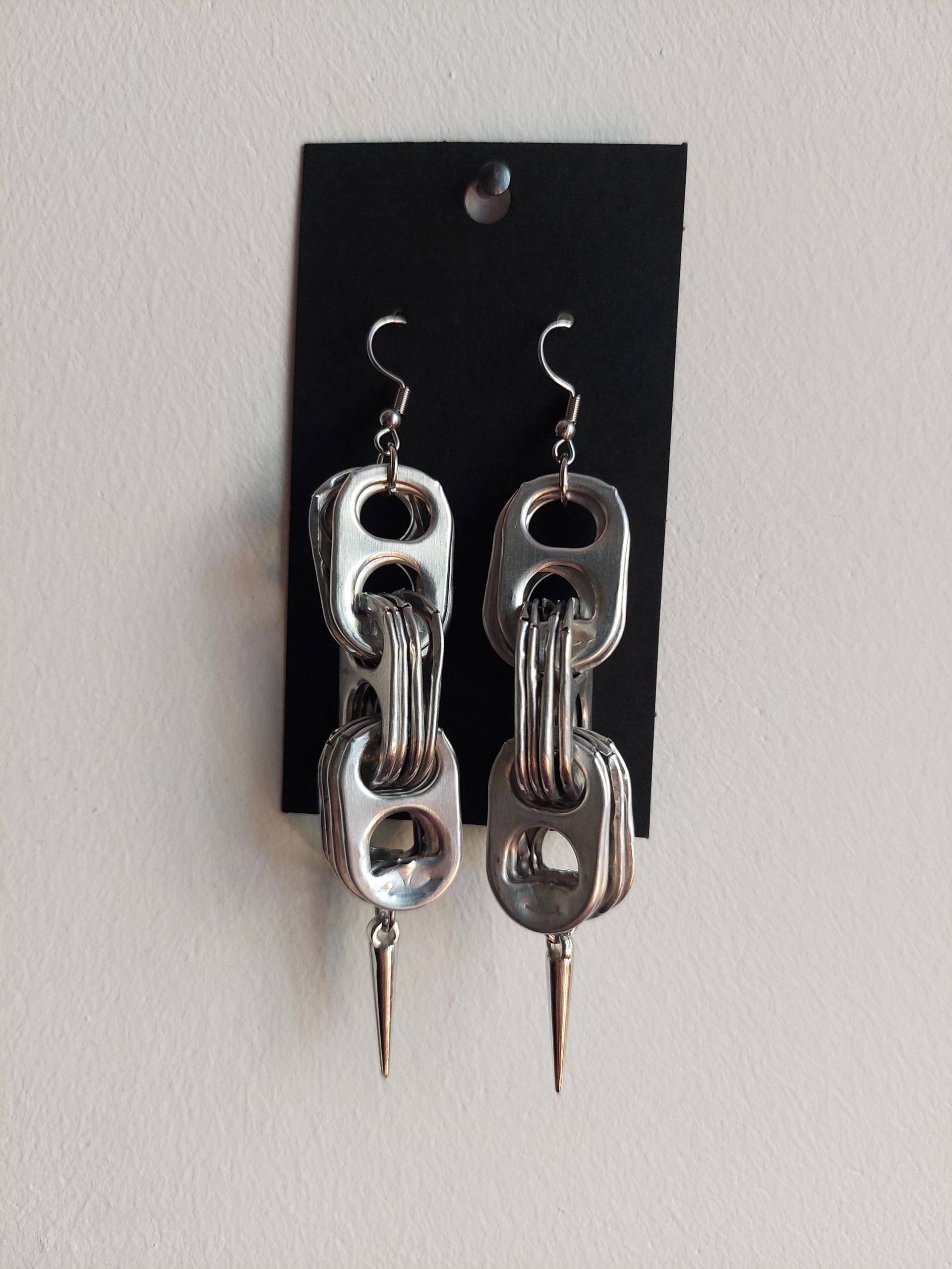 Upcycling Ohrringe Aus Dosenlaschen/Dosenverschluss Mit Spike - Recycelter Aluminium Schmuck, Handgemachte Statement Earrings [Sabotasche] von SABOTASCHE